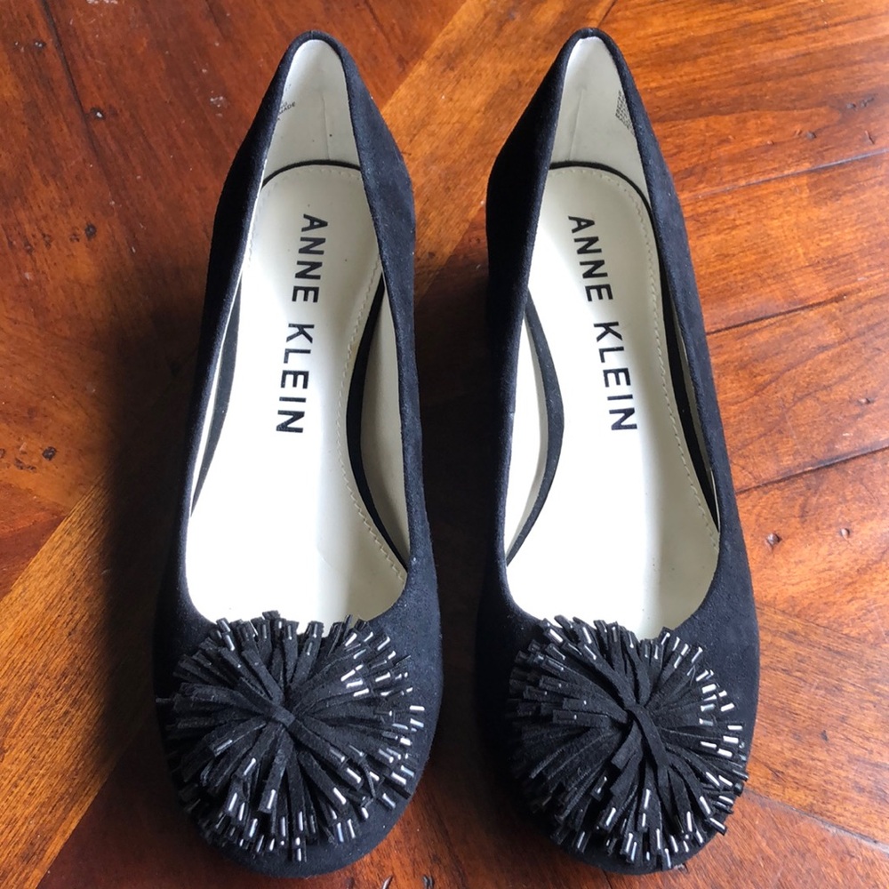 Anne Klein Black Kitten Heels with Classic Elegance